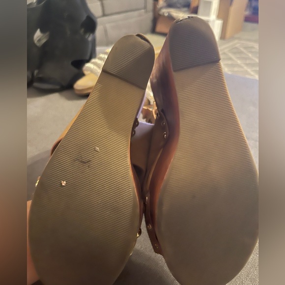 3 pairs of beautiful pre love shoes, 1 DKNY 1 Steve Madden, and 1 soda  - Picture 4 of 13